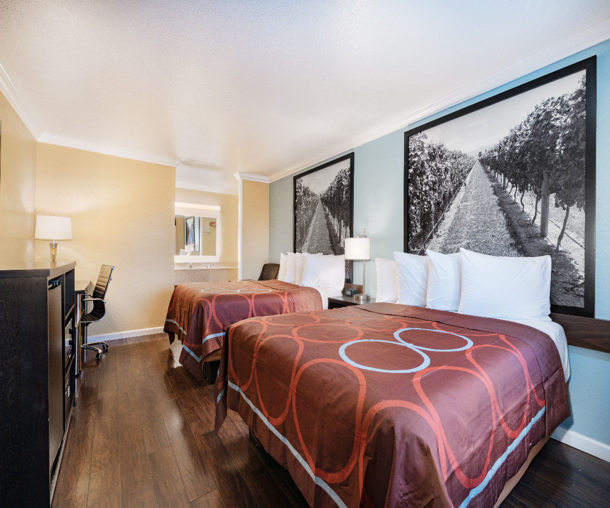 2 Queen Beds, Mobility/Hearing Impaired Accessible Room, Non-Smoking